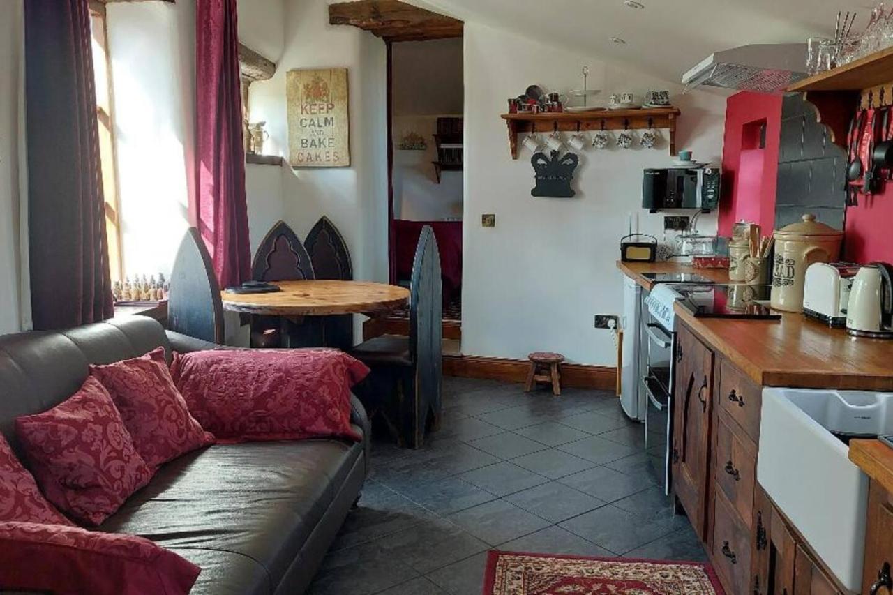 Peak District Cottage Set In 5 Acres Near Buxton บักซ์ตัน ภายนอก รูปภาพ